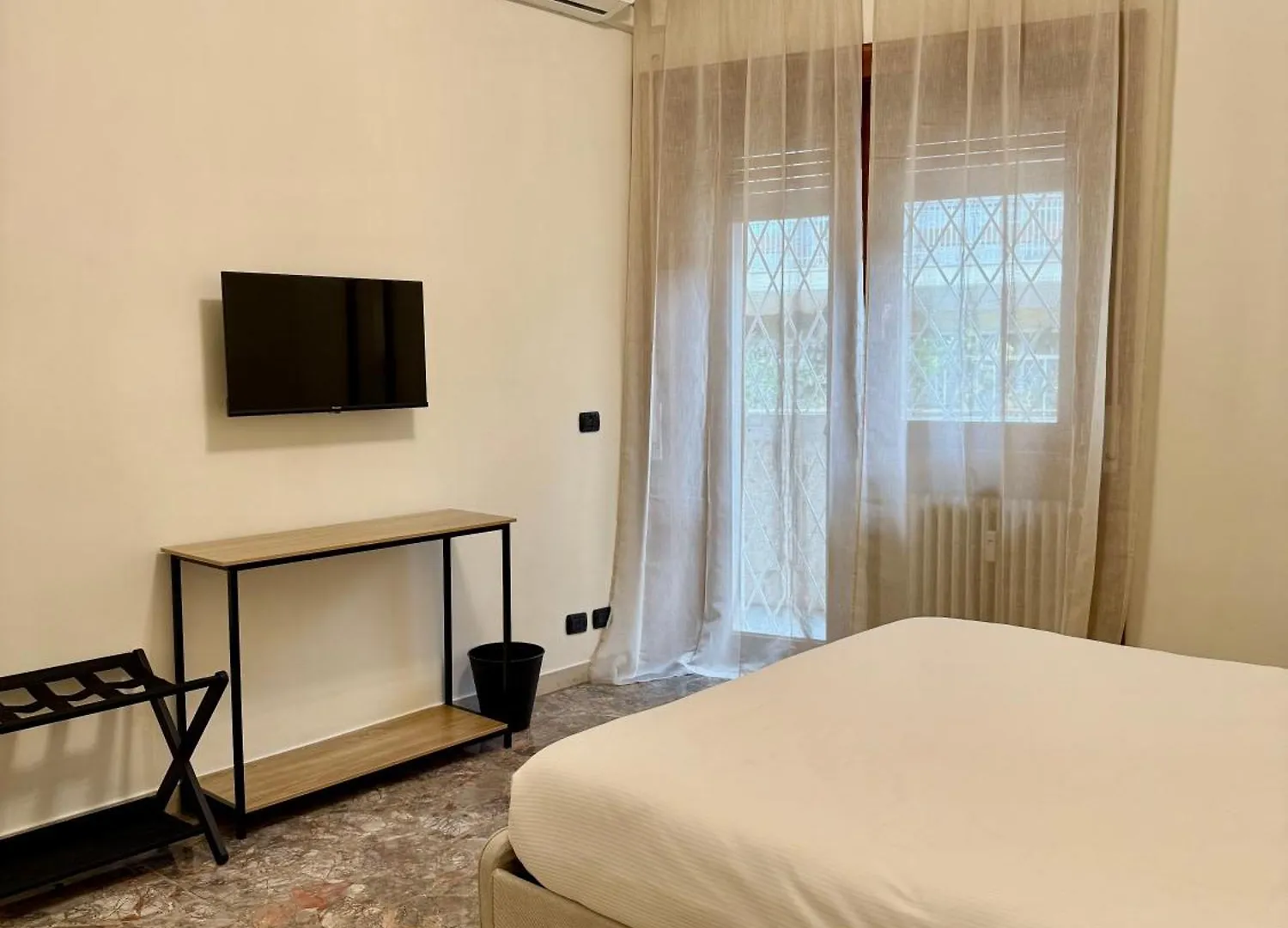 Sarhome Rome