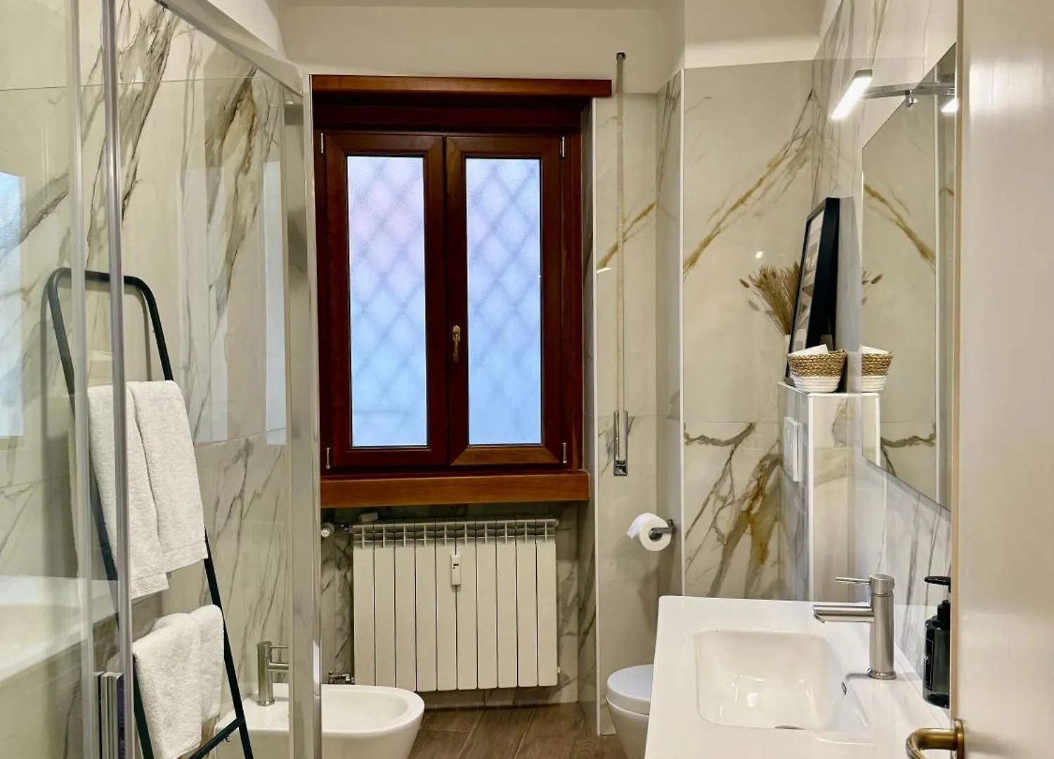 רומא Sarhome
